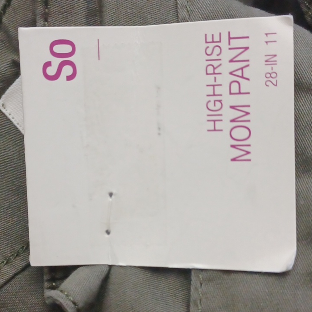 NWT - Size 11 green pants. "High-Rise Mom Pant". Light weight casual. Summer. - Picture 13 of 15